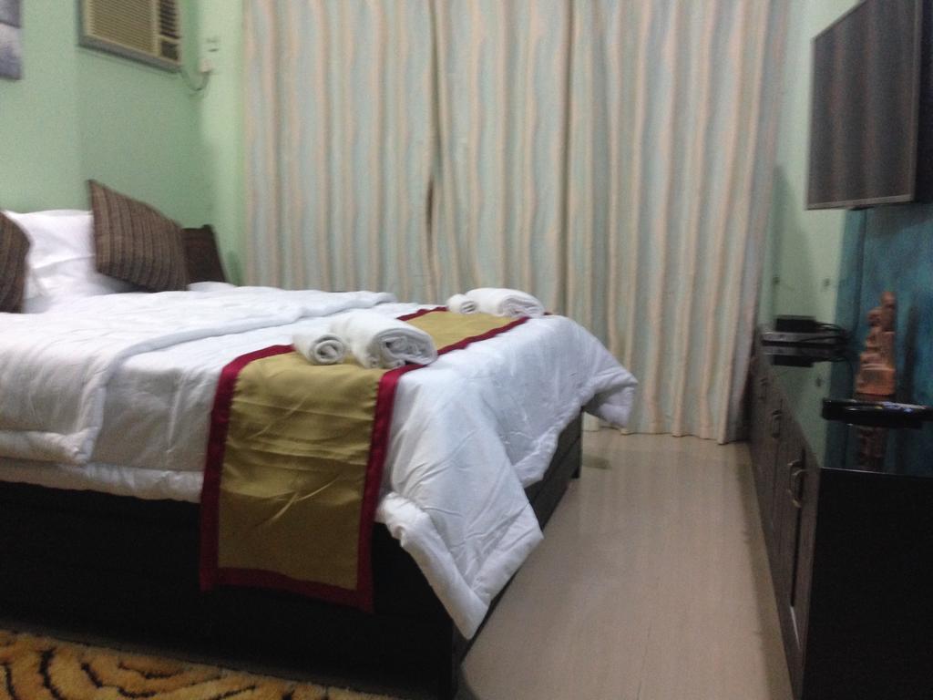 Veridical Hospitality - Powai-Chandivali Мумбаи Экстерьер фото